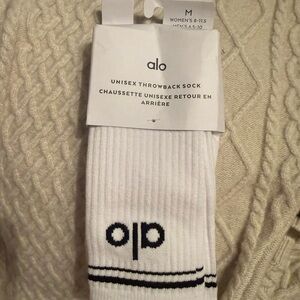 ALO Yoga White Unisex Athletic Socks